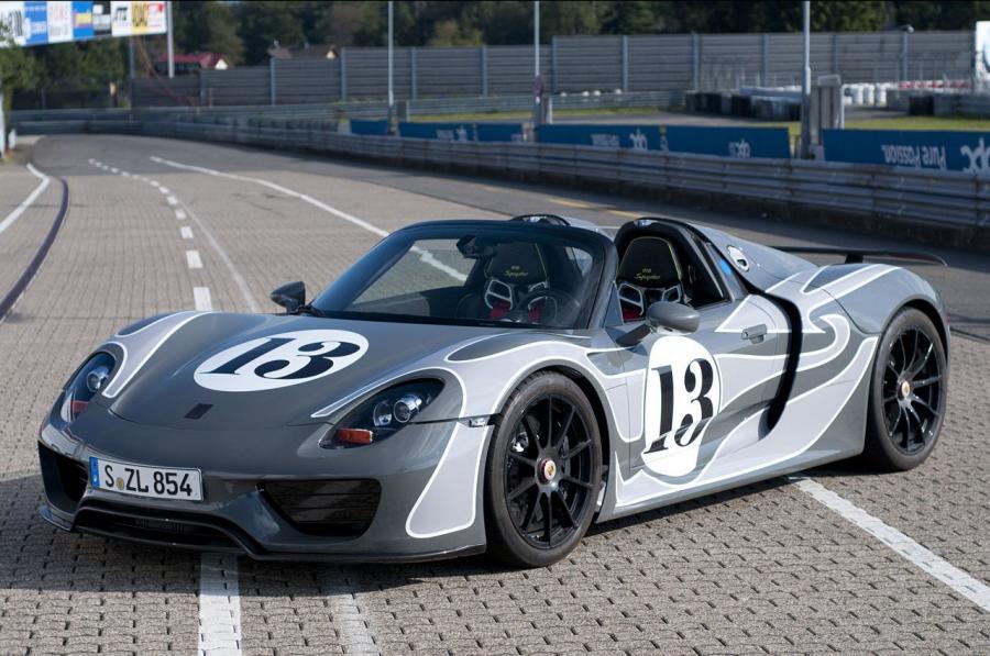  Porsche 918 Spyder 2014 года  (фото 61 из 111)